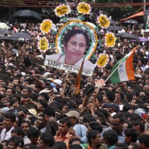 'Didi' retains power in West Bengal, set to form government again