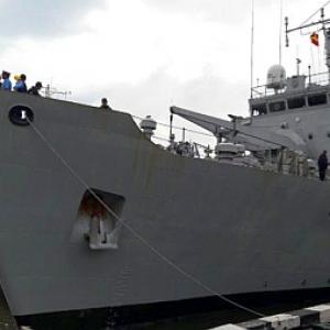 India rushes 3 naval ships with aid to cyclone-hit Sri Lanka