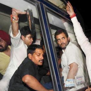 High drama as Rahul detained twice trying to meet dead army veteran's kin