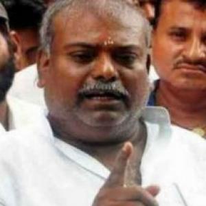 Bihar lawmaker accused of rape meets Lalu Yadav