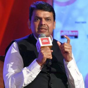 Fadnavis, the biggest loser in MNS-ADHM row