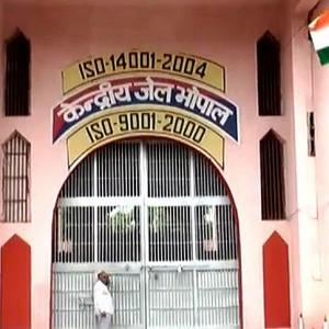 8 SIMI terrorists escape from Bhopal jail after killing guard