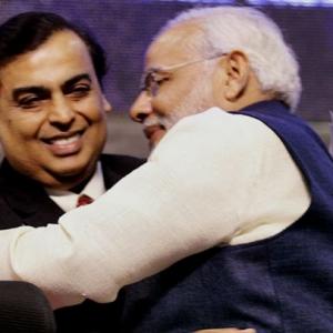 PM in Jio ad: 'Who is in whose mutthi?'