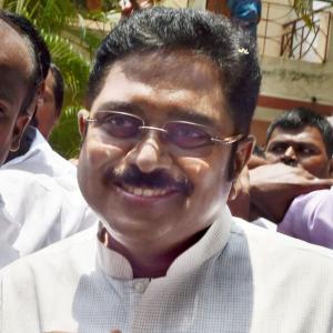 EC bribery case: Delhi police serves summons to Dinakaran