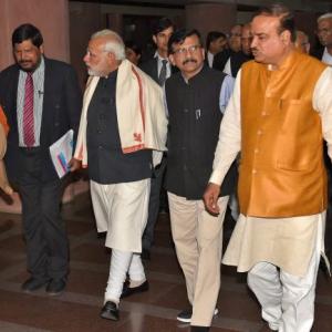 Modi seeks cooperation, but bitter poll campaign set to mar winter session