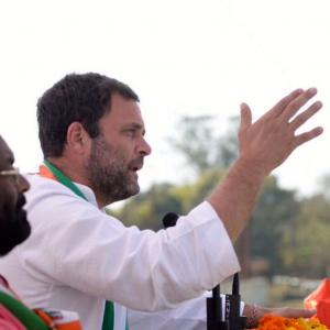 Modi's voice feebler than that of mouse: Rahul