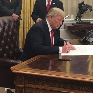 On Day 1 in office, Trump signs executive order against Obamacare