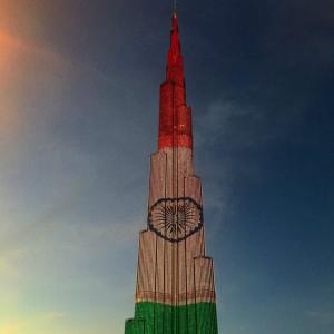 Burj Khalifa glows with tri-colour for India's R-Day
