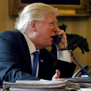 Trump wiretapping: Did FBI ask DoJ to refute the claim?