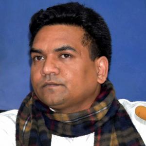 In fresh AAP crisis, Kejriwal sacks water minister Kapil Mishra
