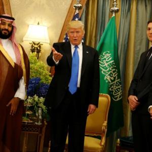 Trump signs $350-bn arms deal with Saudi Arabia