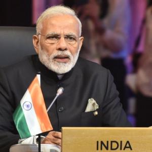 Modi most popular leader, 80% Indians say economy in 'good' shape
