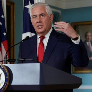 Tillerson rejects reports that he considered resigning