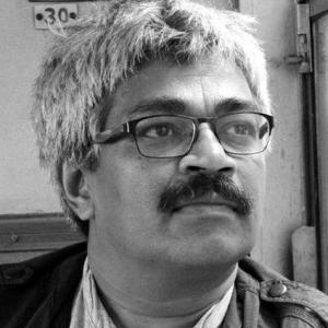 Senior scribe Vinod Verma arrested in UP on extortion charges
