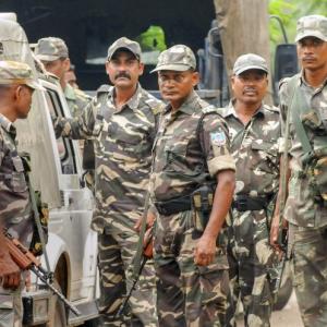 CoBRA commando killed in encounter with Naxal in Jharkhand