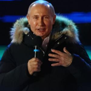 Putin cruises to victory in Russia, wins another 6-year-term