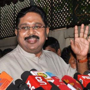 OPS wanted to meet me in bid to 'oust' Palaniswami, claims Dinakaran