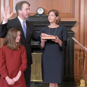 Brett Kavanaugh sworn in as US Supreme Court Judge