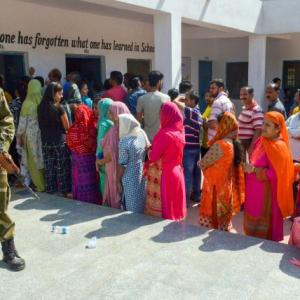 Civic polls: Jammu registers 80% turnout, Kashmir 3.4%
