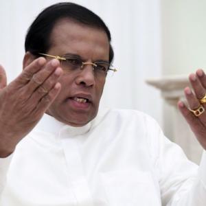 Sirisena suspends parliament till Nov 16 as political crisis deepens in Lanka