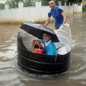 Flood fury continues: 31 dead in K'taka, 59 in Kerala