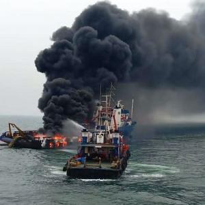 1 dead, 13 hurt as fire engulfs ship at Visakhapatnam