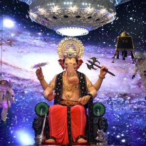 FIRST LOOK: Chandrayaan-2 themed Lalbaugcha Raja