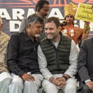 Naidu's daylong fast becomes rallying point for Opposition unity