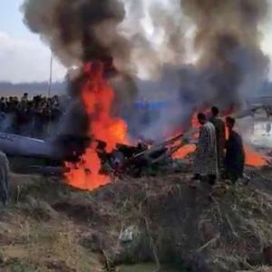 IAF aircraft crashes in Kashmir, 5 killed