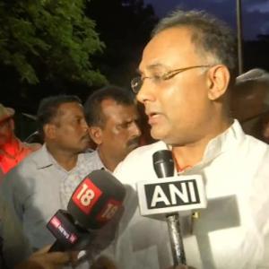 Karnataka: 2 Cong MLAs resign, more likely to quit