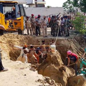 2-year-old pulled out of borewell after 110 hrs, dies