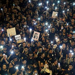 Hong Kong on boil as protestors refuse to back down