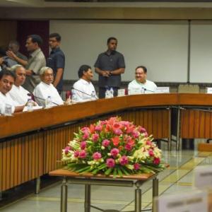 Cong, others skip PM's meet on simultaneous polls