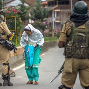 Nearly 4,000 arrested in Kashmir since Aug 5: Report