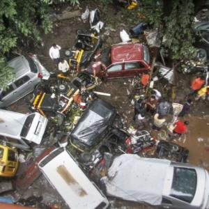 17 killed, 25,000 rescued as intense rain pounds Pune