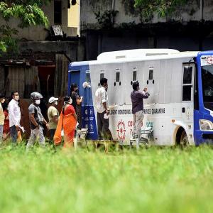 Modi govt missing: Rahul slams Centre on Covid crisis