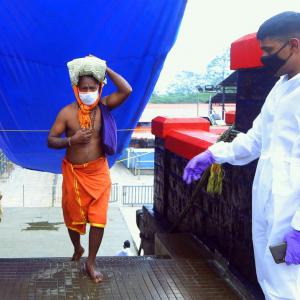 Kerala allows more pilgrims at Sabarimala temple