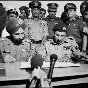 How Pakistan surrendered in 1971