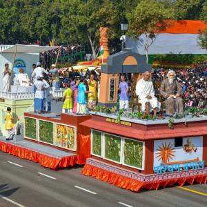WB, Maha R-Day tableau rejected; Oppn targets Centre