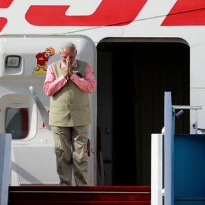 'Modi is selling Air India at a deep discount'