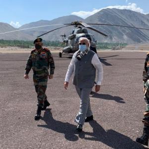 Modi pays surprise visit to Leh with CDS, Army chief