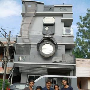 Picture perfect! Man builds home to resemble a camera