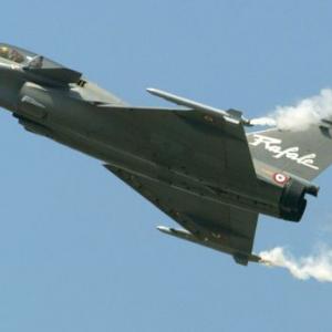 China be warned! India to get its Rafales on July 27