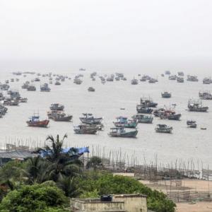 Maharashra, Gujarat hunker down for Cyclone Nisarga