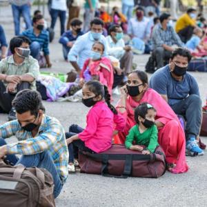 Haryana: Migrant workers protest, pelt stones at cops