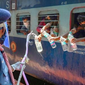 Centre issues SOP for train travel of migrants