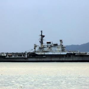Viraat sets sail for the last time, to be dismantled