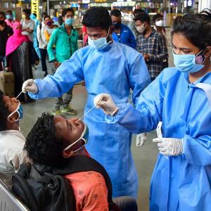 India reports over 2 lakh Covid-19 cases in a day