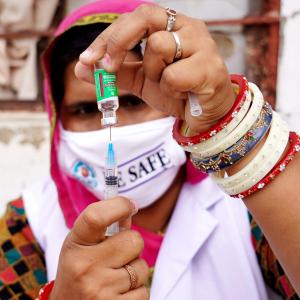Gennova's Covid vaccine gets nod for Phase 2-3 trials