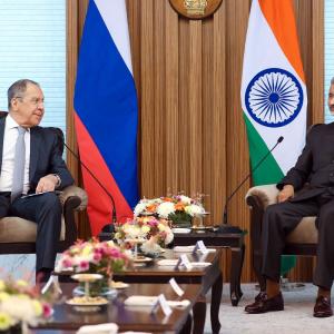S-400 missiles very important for India: Lavrov